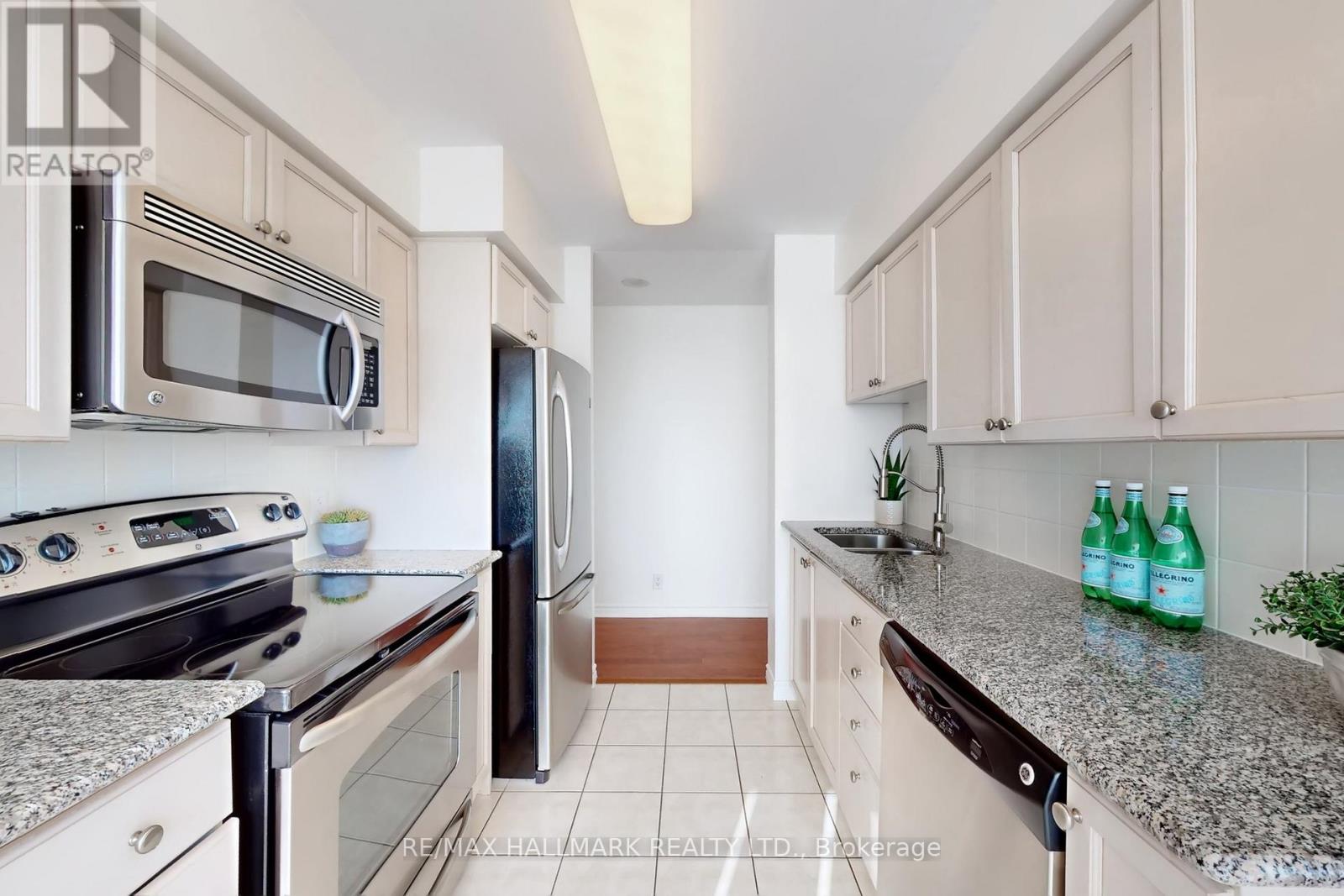 1510 - 68 Grangeway Avenue, Toronto, Ontario  M1H 0A1 - Photo 8 - E12752140