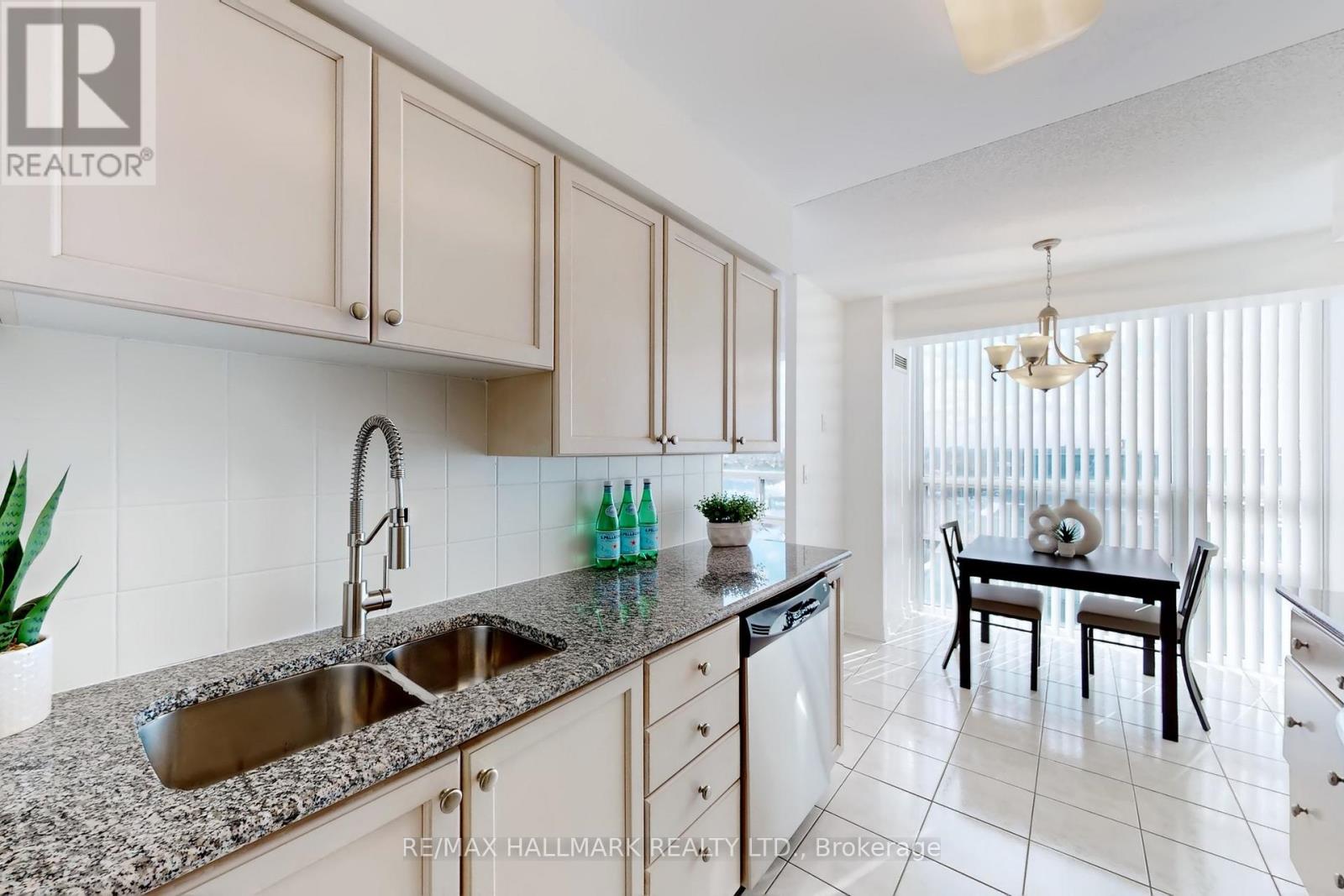 1510 - 68 Grangeway Avenue, Toronto, Ontario  M1H 0A1 - Photo 9 - E12752140