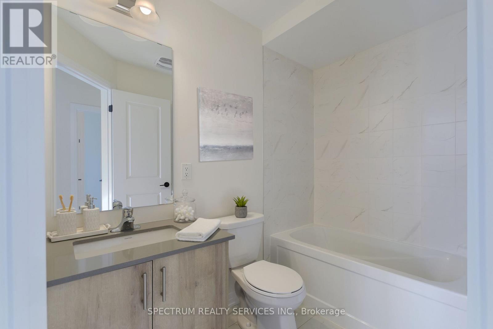 176 De La Roche Drive, Vaughan, Ontario  L4H 5G4 - Photo 34 - N12752170