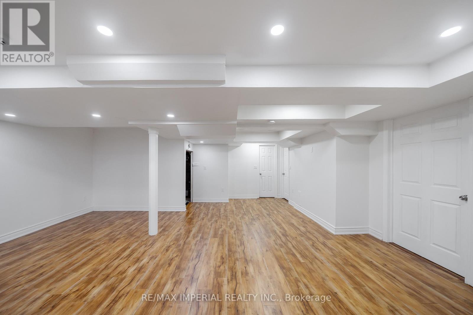 2252 Pine Glen Road, Oakville, Ontario  L6M 0G5 - Photo 44 - W12752116