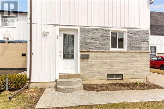 1 JACOBS SQUARE, Brampton, Ontario