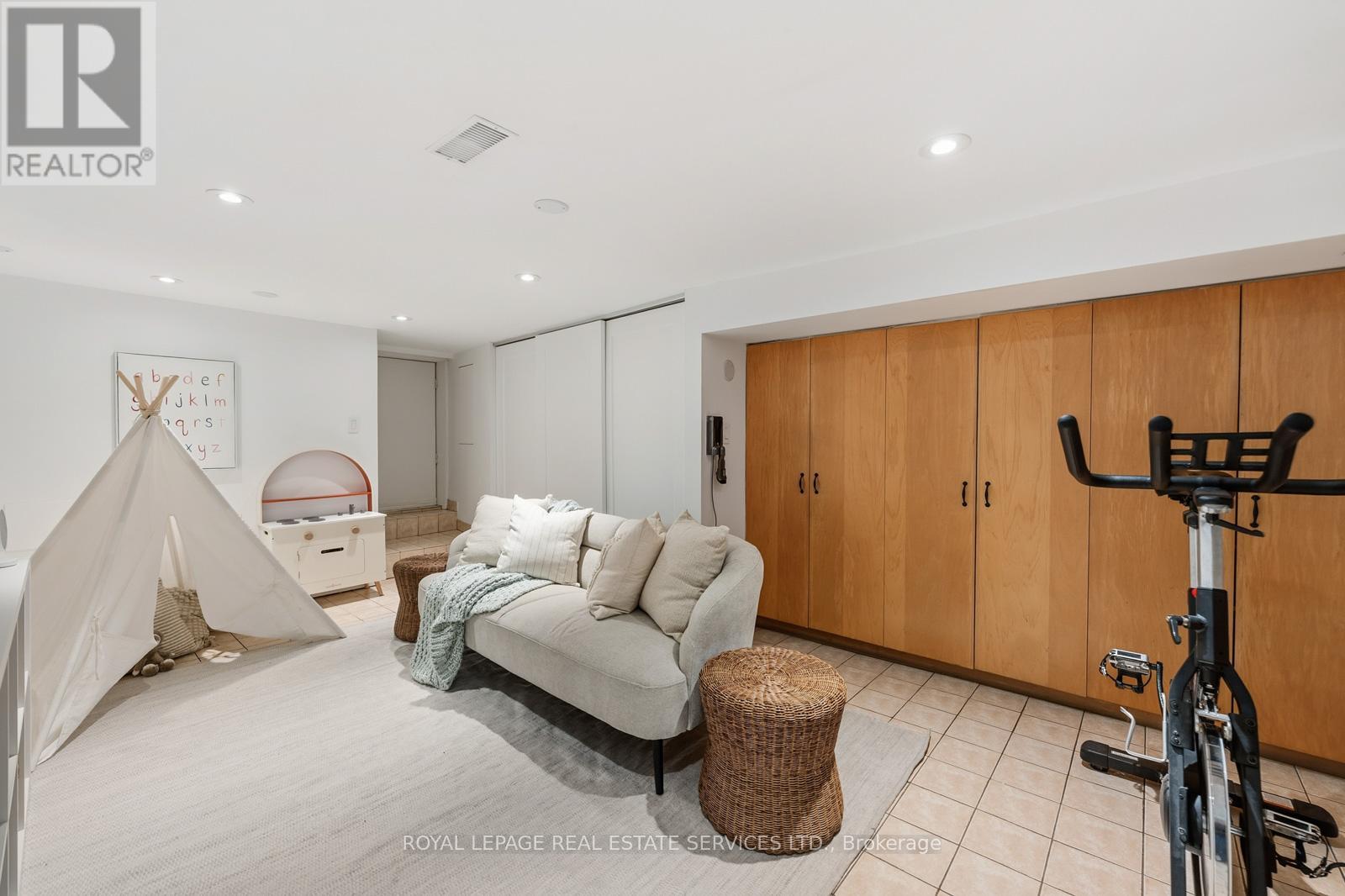 266 Delaware Avenue, Toronto, Ontario  M6H 2T6 - Photo 38 - W12752164