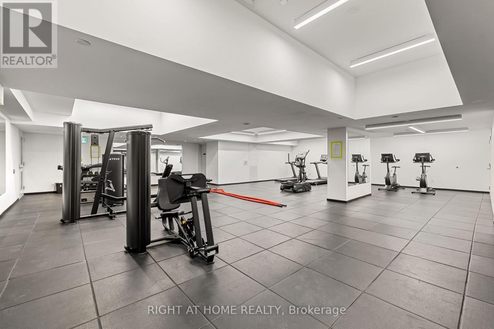 514 - 1035 Soutdown Road, Mississauga, Ontario  L5J 0A2 - Photo 15 - W12752168