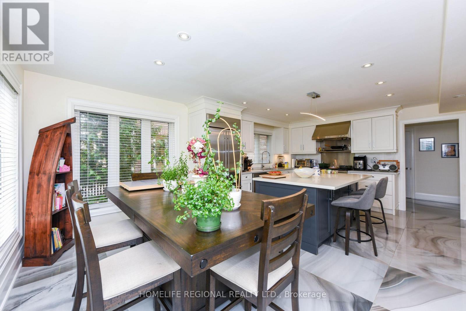 4009 River Mill Way, Mississauga, Ontario  L4W 4C1 - Photo 16 - W12752196