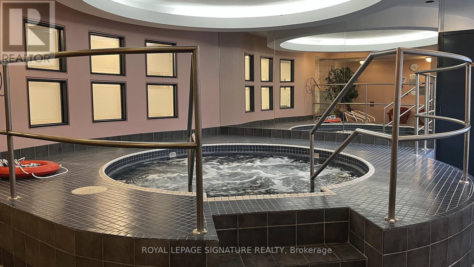 1103 - 10 Laurelcrest Street, Brampton, Ontario  L6S 5Y3 - Photo 18 - W12752214