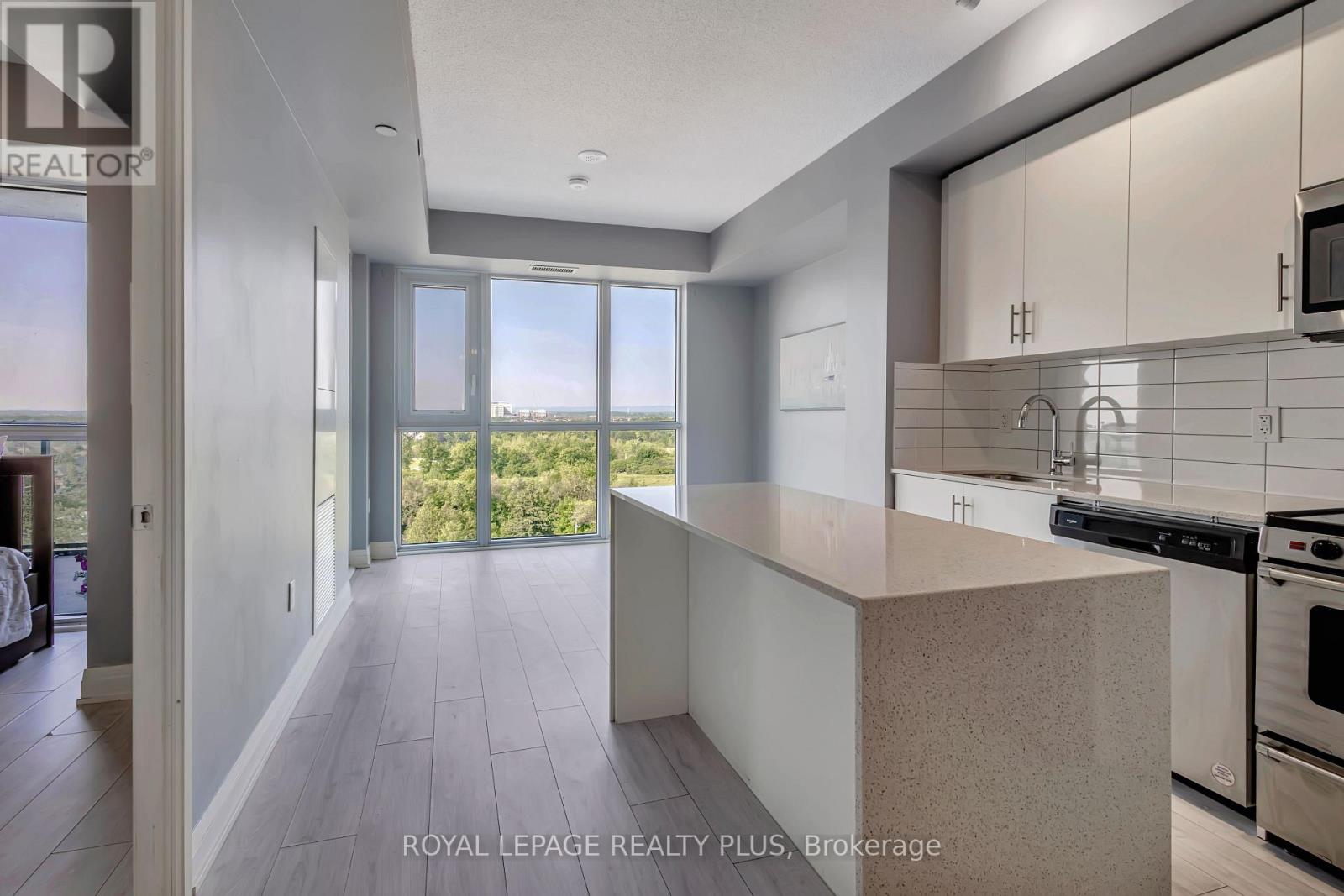 701 - 509 Dundas Street W, Oakville, Ontario  L6M 1L9 - Photo 10 - W12752222