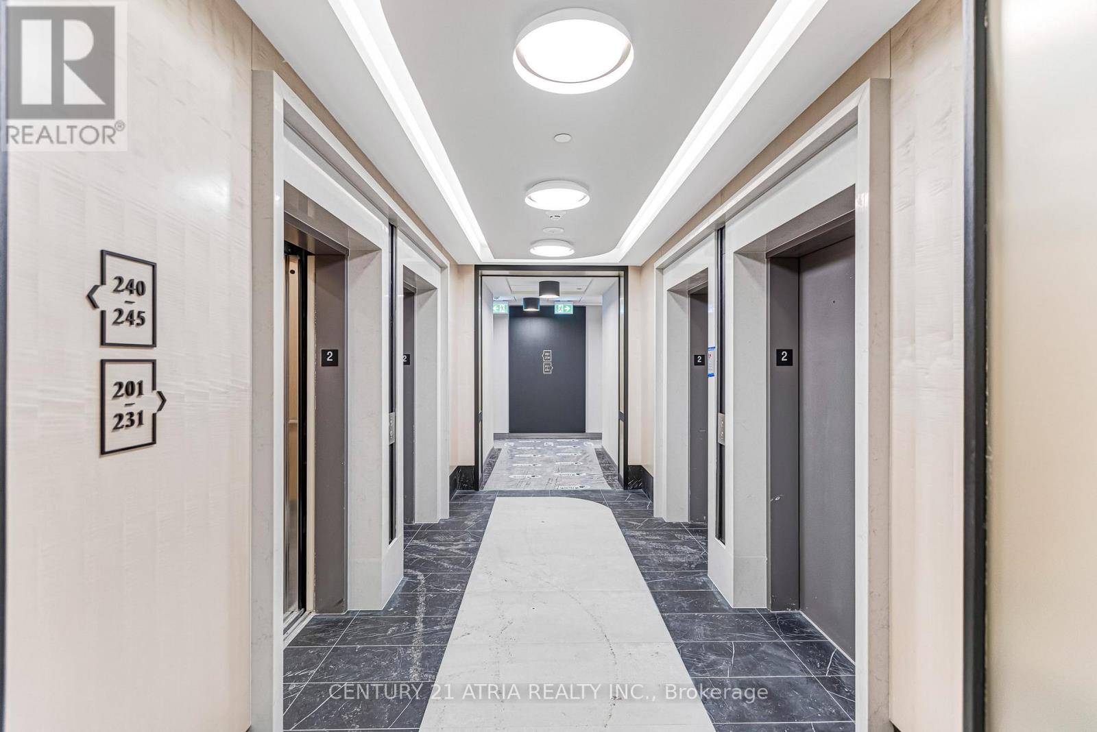 201 - 858 Dupont Street, Toronto, Ontario  M6G 0C1 - Photo 3 - W12744838