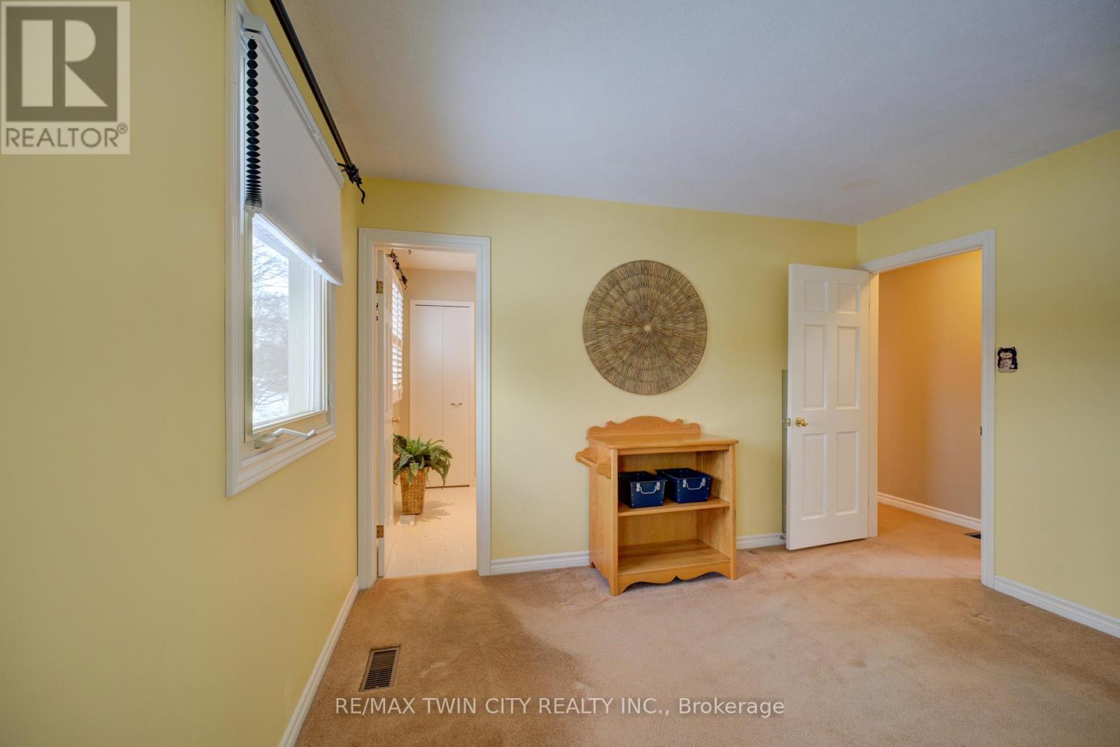 8 Wildflower Lane, Brantford, Ontario  N3R 6B4 - Photo 24 - X12752180