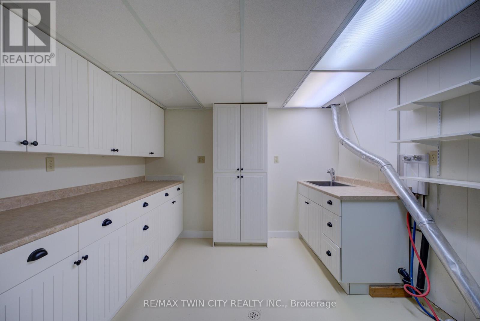 8 Wildflower Lane, Brantford, Ontario  N3R 6B4 - Photo 37 - X12752180