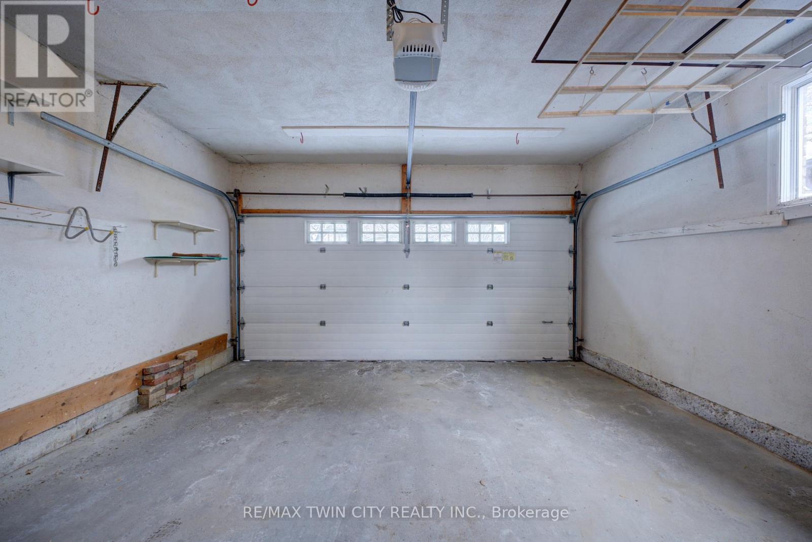 8 Wildflower Lane, Brantford, Ontario  N3R 6B4 - Photo 39 - X12752180