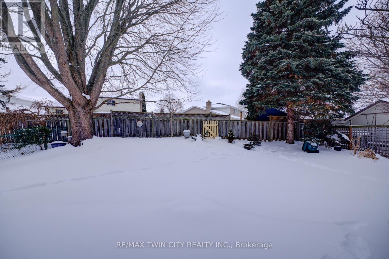 8 Wildflower Lane, Brantford, Ontario  N3R 6B4 - Photo 44 - X12752180