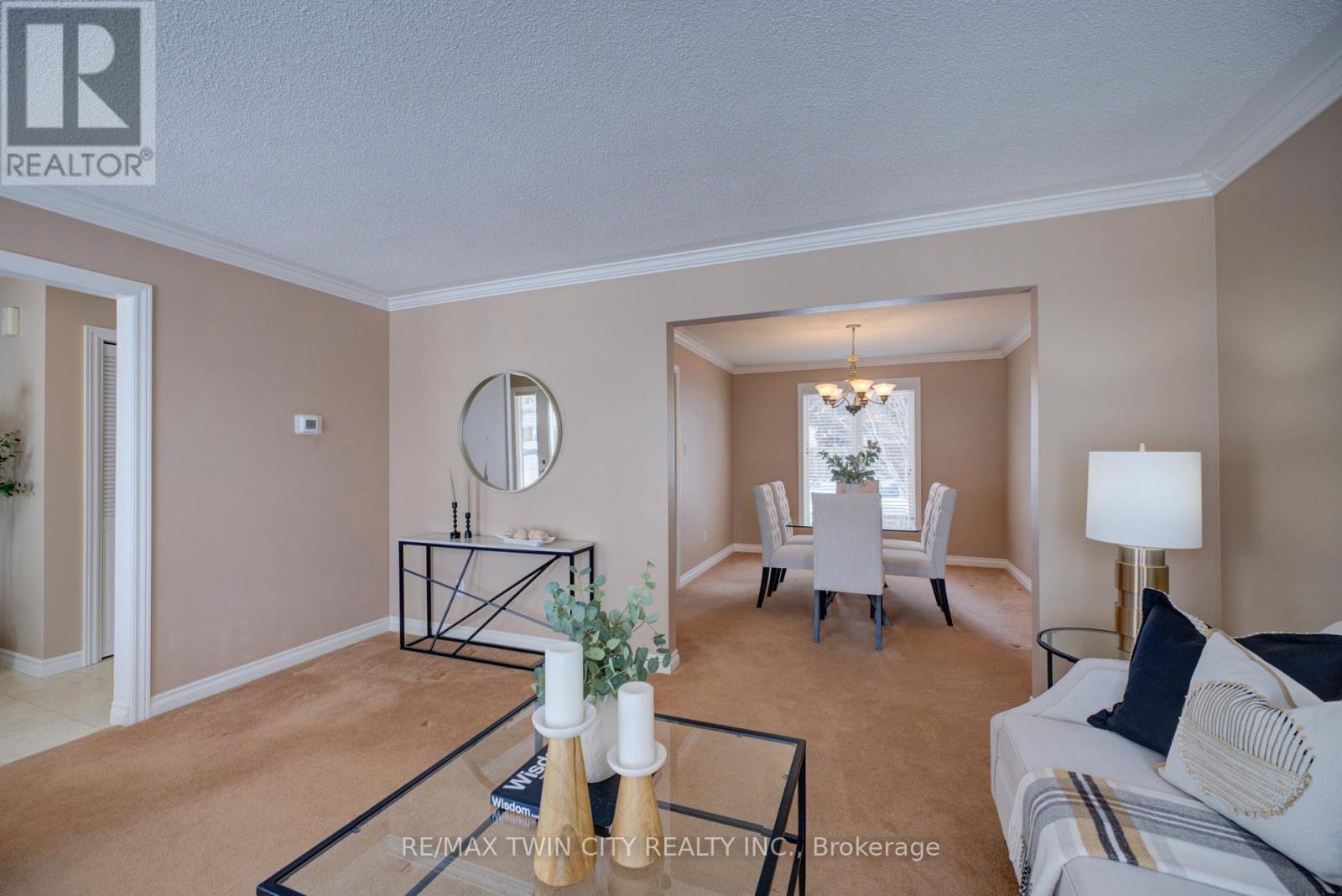 8 Wildflower Lane, Brantford, Ontario  N3R 6B4 - Photo 7 - X12752180