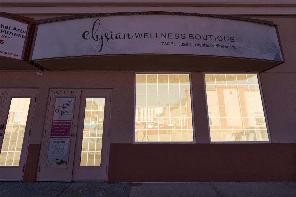 10016  164 Street Nw, Edmonton, Alberta  T5P 4Y3 - Photo 2 - 43688547