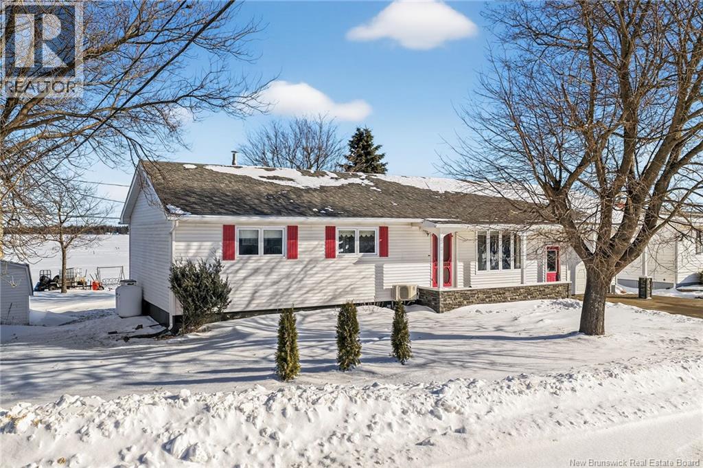 5 Beau Rivage Street, Richibucto, New Brunswick  E4W 3W4 - Photo 3 - NB132847