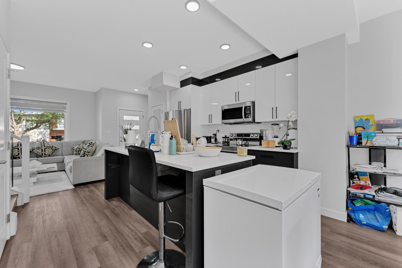 7903  122 Avenue, Edmonton, Alberta  T5B 0J8 - Photo 13 - 43688713