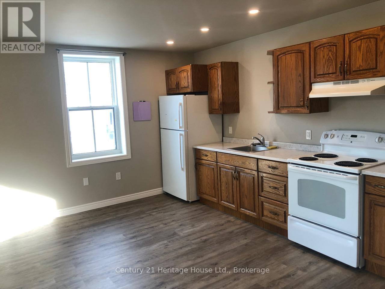 239-249 Main Street N, Wellington North, Ontario  N0G 2L1 - Photo 7 - X12750260