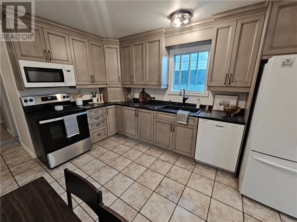 42 Second Avenue N, Sudbury, Ontario  P3B 3L8 - Photo 9 - 2124973