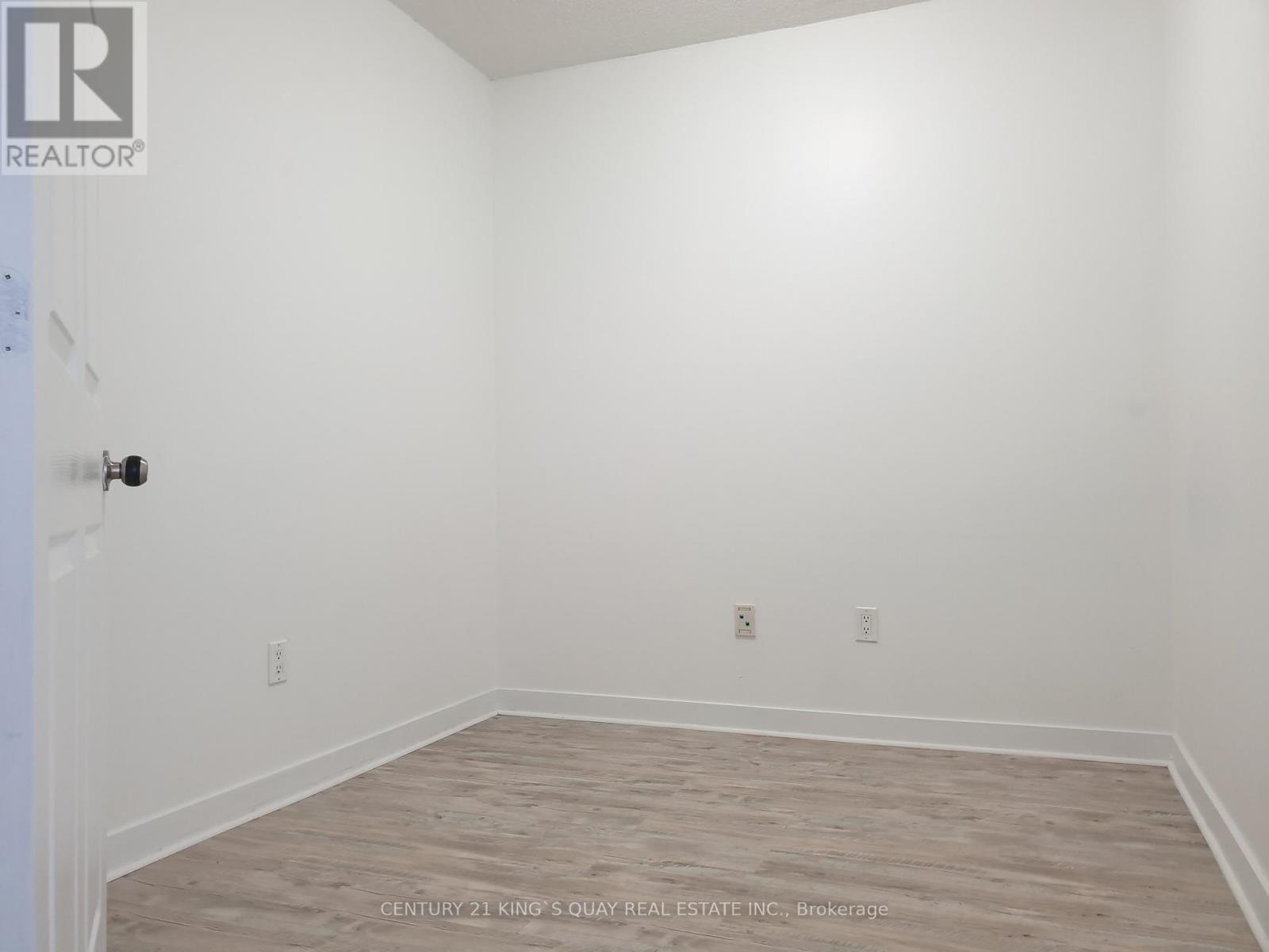 2812 - 35 Mariner Terrace, Toronto, Ontario  M5V 3V9 - Photo 8 - C12728164