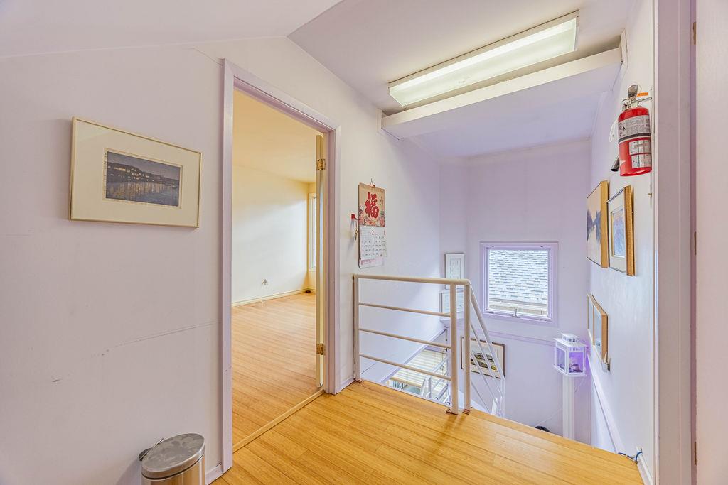 9865  85 Avenue, Edmonton, Alberta  T6E 2J5 - Photo 47 - 43688833