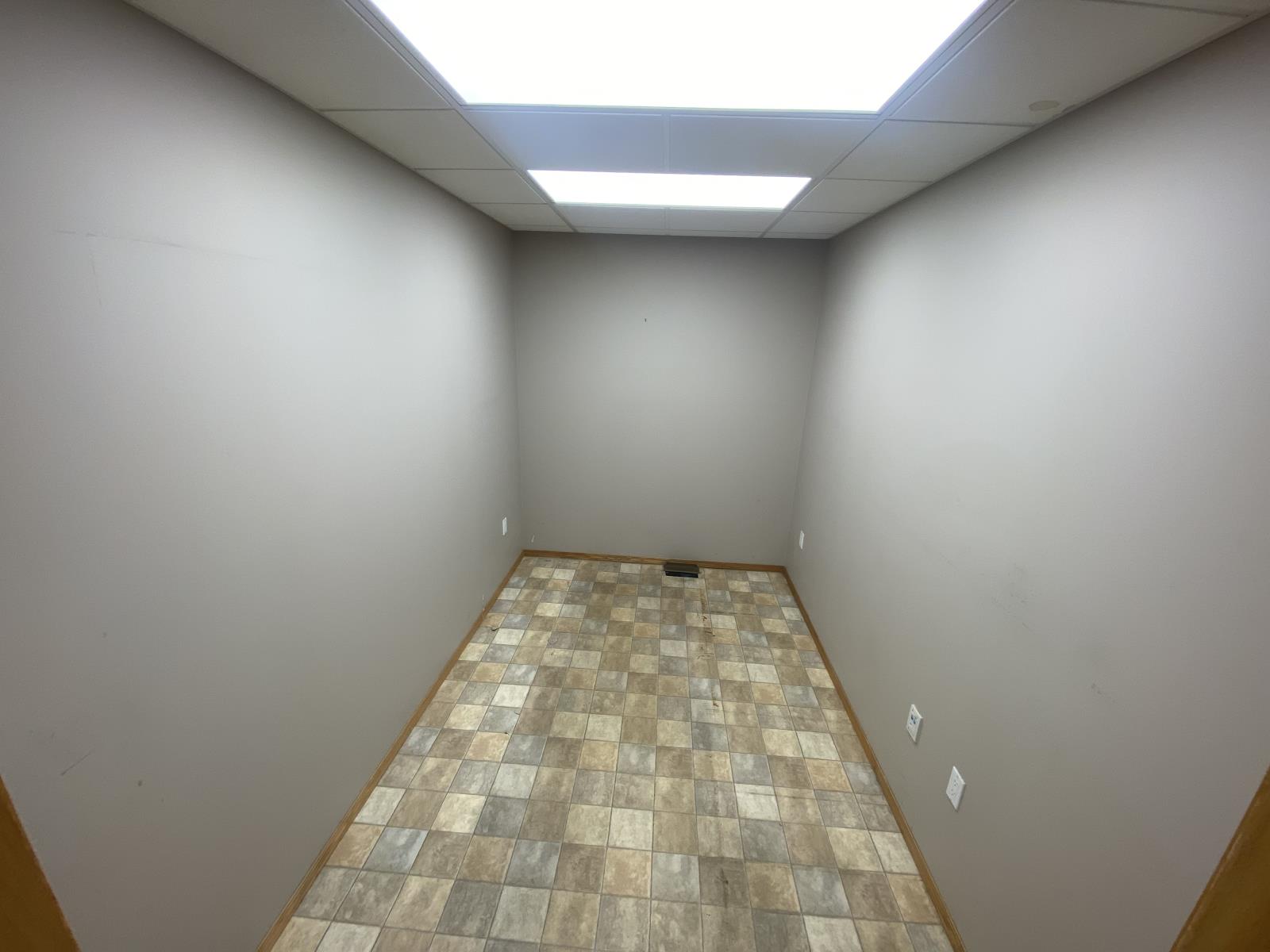 4918  50 Avenue, Vegreville, Alberta  T9C 1R2 - Photo 2 - 43688889