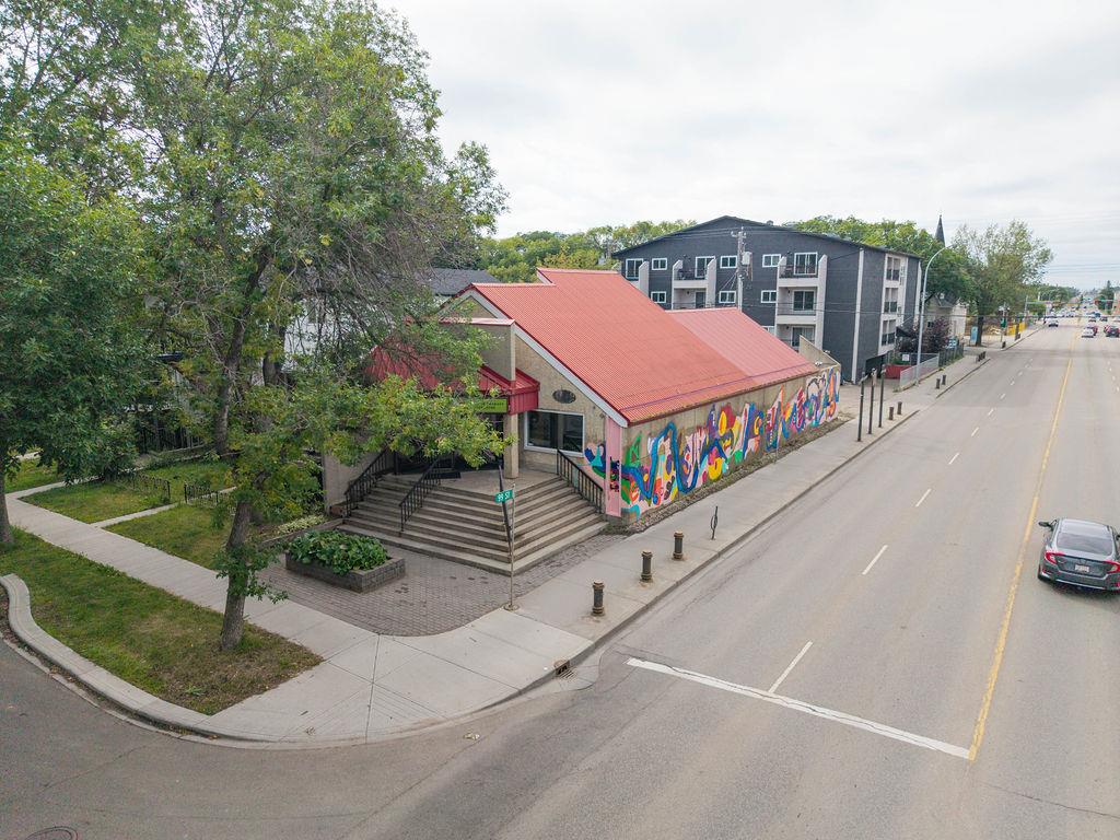 9865  85 Avenue, Edmonton, Alberta  T6E 2J5 - Photo 6 - 43688833