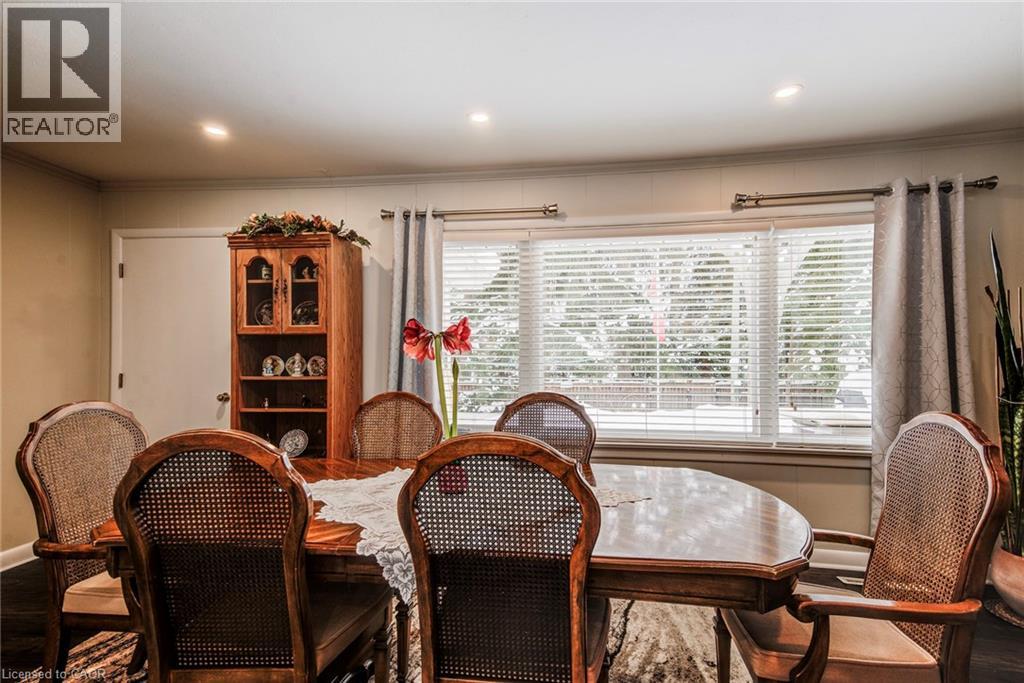 203 Macdonald Place, Waterloo, Ontario  N2L 1L2 - Photo 10 - 40800839