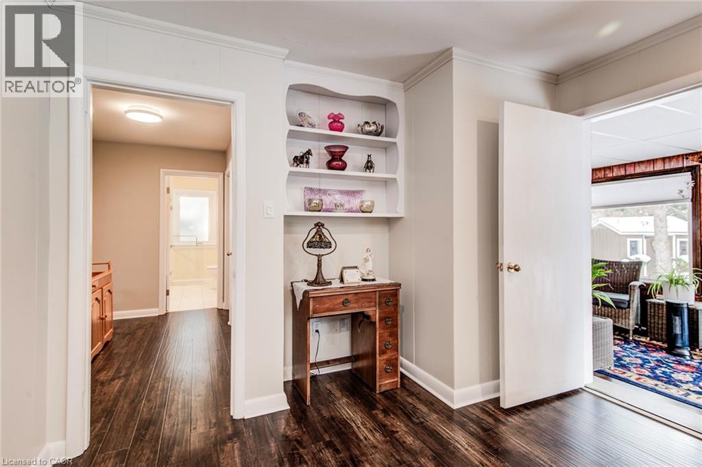 203 Macdonald Place, Waterloo, Ontario  N2L 1L2 - Photo 23 - 40800839