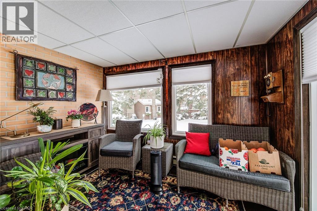 203 Macdonald Place, Waterloo, Ontario  N2L 1L2 - Photo 24 - 40800839