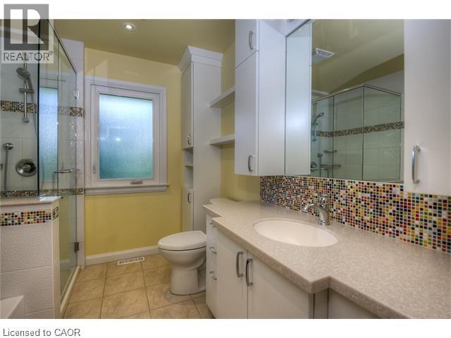 203 Macdonald Place, Waterloo, Ontario  N2L 1L2 - Photo 47 - 40800839