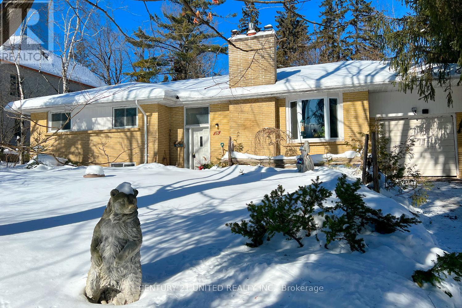 28 Weller Crescent, Peterborough, Ontario  K9J 6J5 - Photo 2 - X12752334