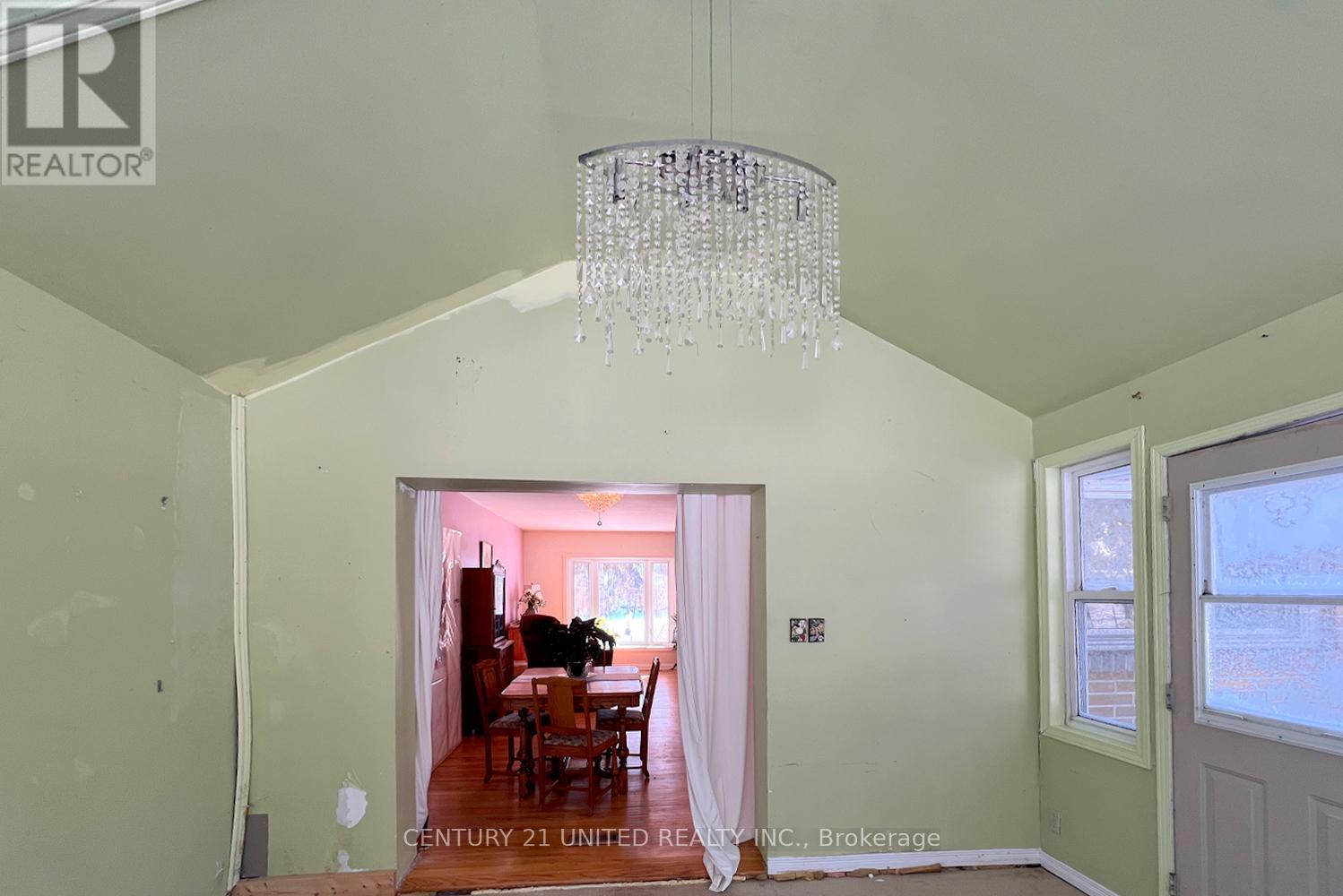 28 Weller Crescent, Peterborough, Ontario  K9J 6J5 - Photo 24 - X12752334