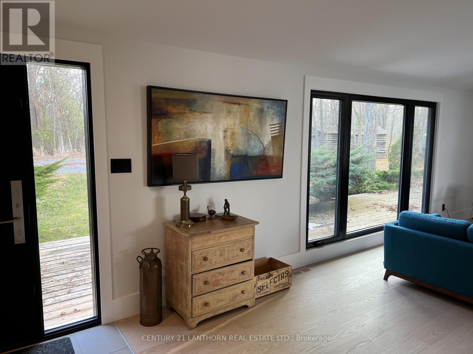 240 Salmon Point Road, Prince Edward County, Ontario  K0K 1P0 - Photo 2 - X12752348