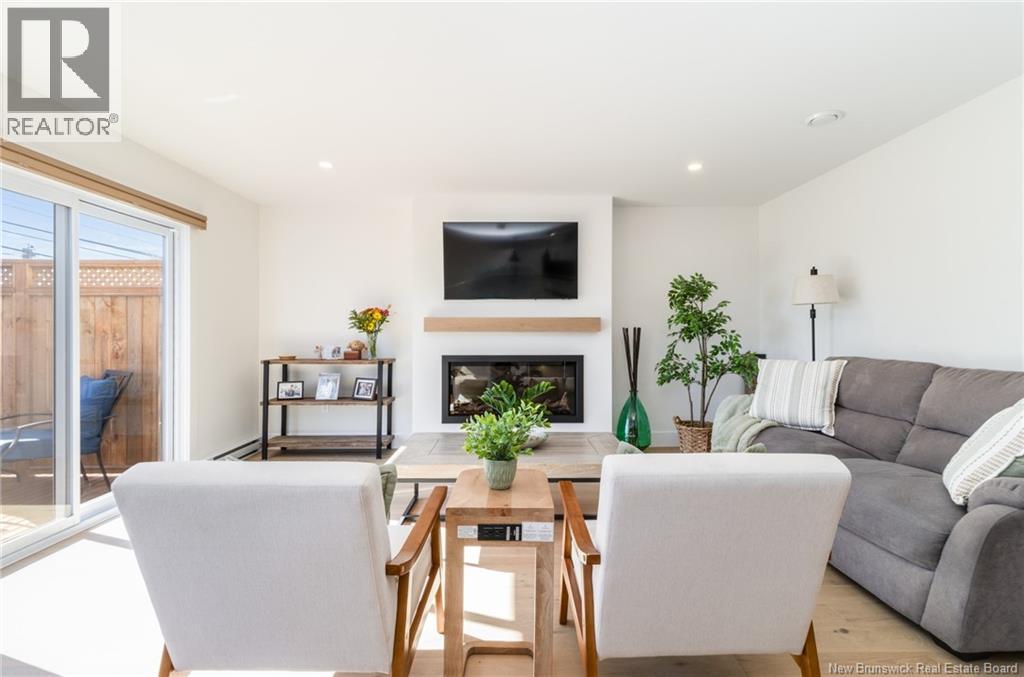 2 Huntingdon Circle, Fredericton, New Brunswick  E3B 0L9 - Photo 9 - NB127691