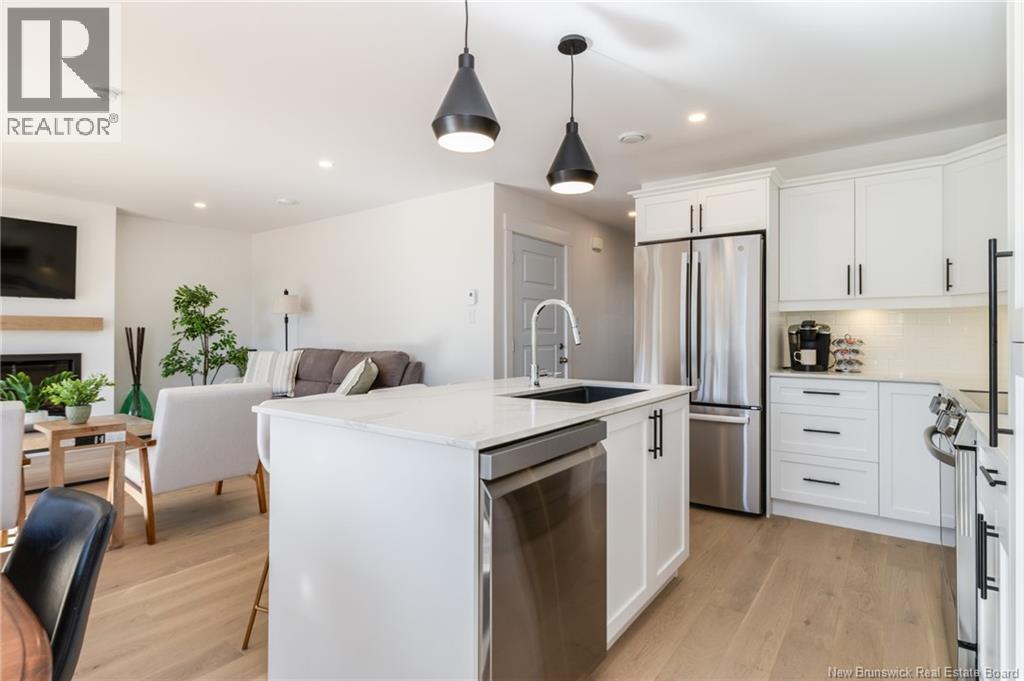 2 Huntingdon Circle, Fredericton, New Brunswick  E3B 0L9 - Photo 7 - NB127691