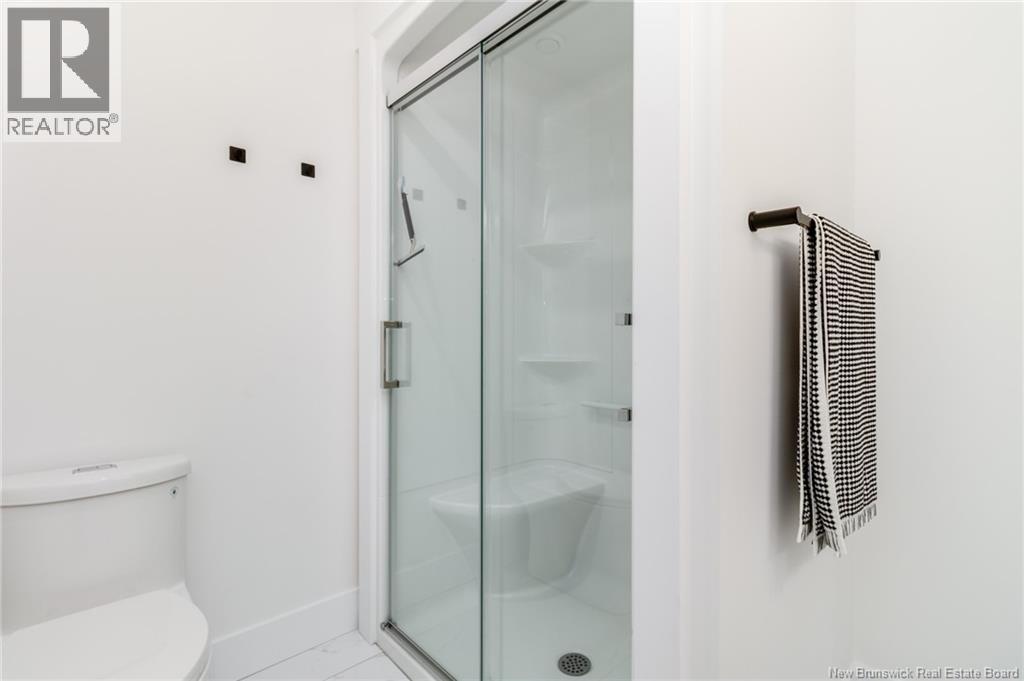 2 Huntingdon Circle, Fredericton, New Brunswick  E3B 0L9 - Photo 17 - NB127691