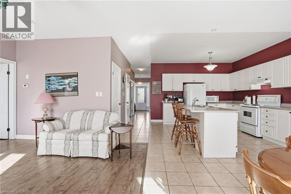 11 Sidare Court, Grimsby, Ontario  L3M 4E8 - Photo 20 - 40802086