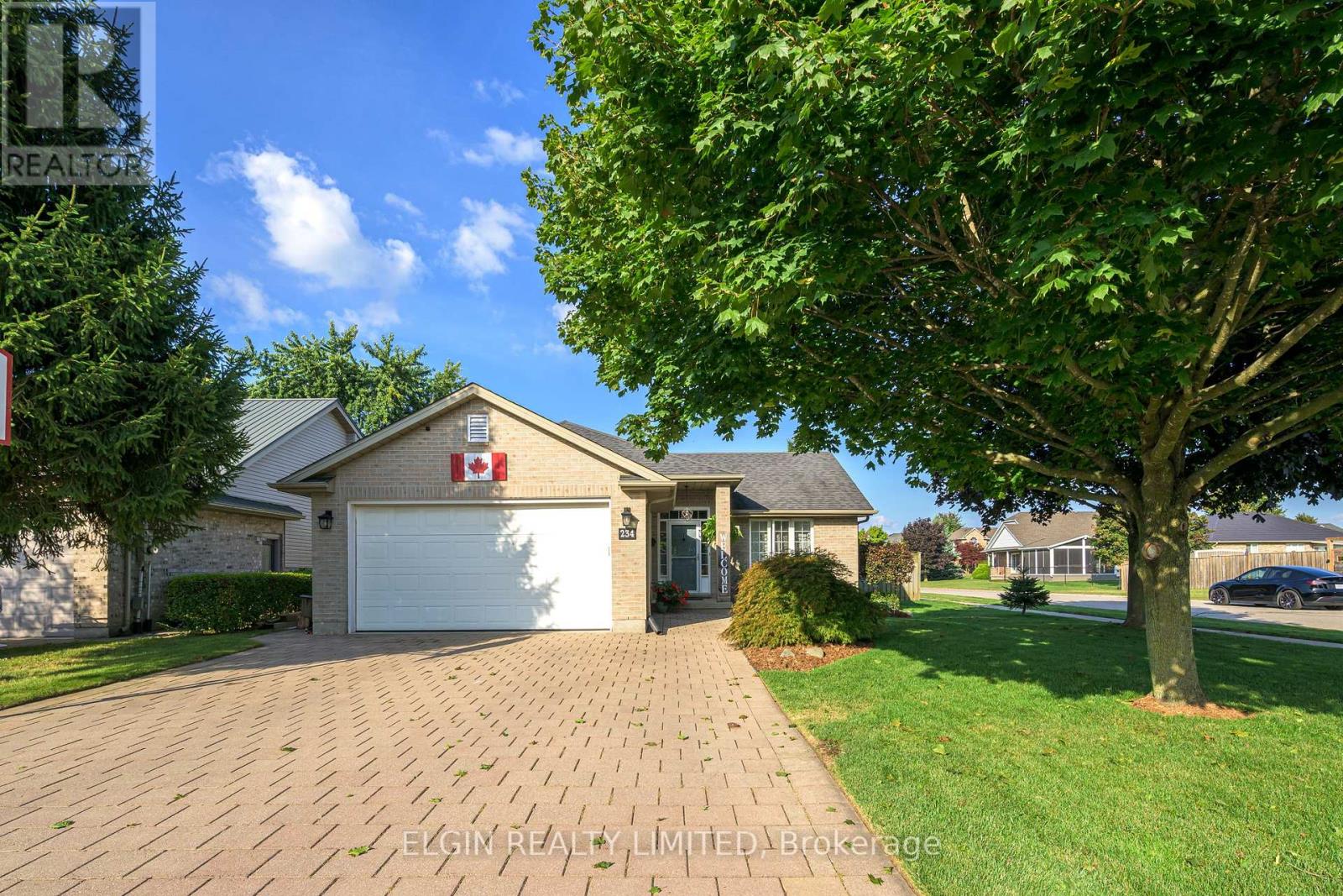 234 Kettle Creek Drive, Central Elgin, Ontario  N0L 1B0 - Photo 3 - X12752264