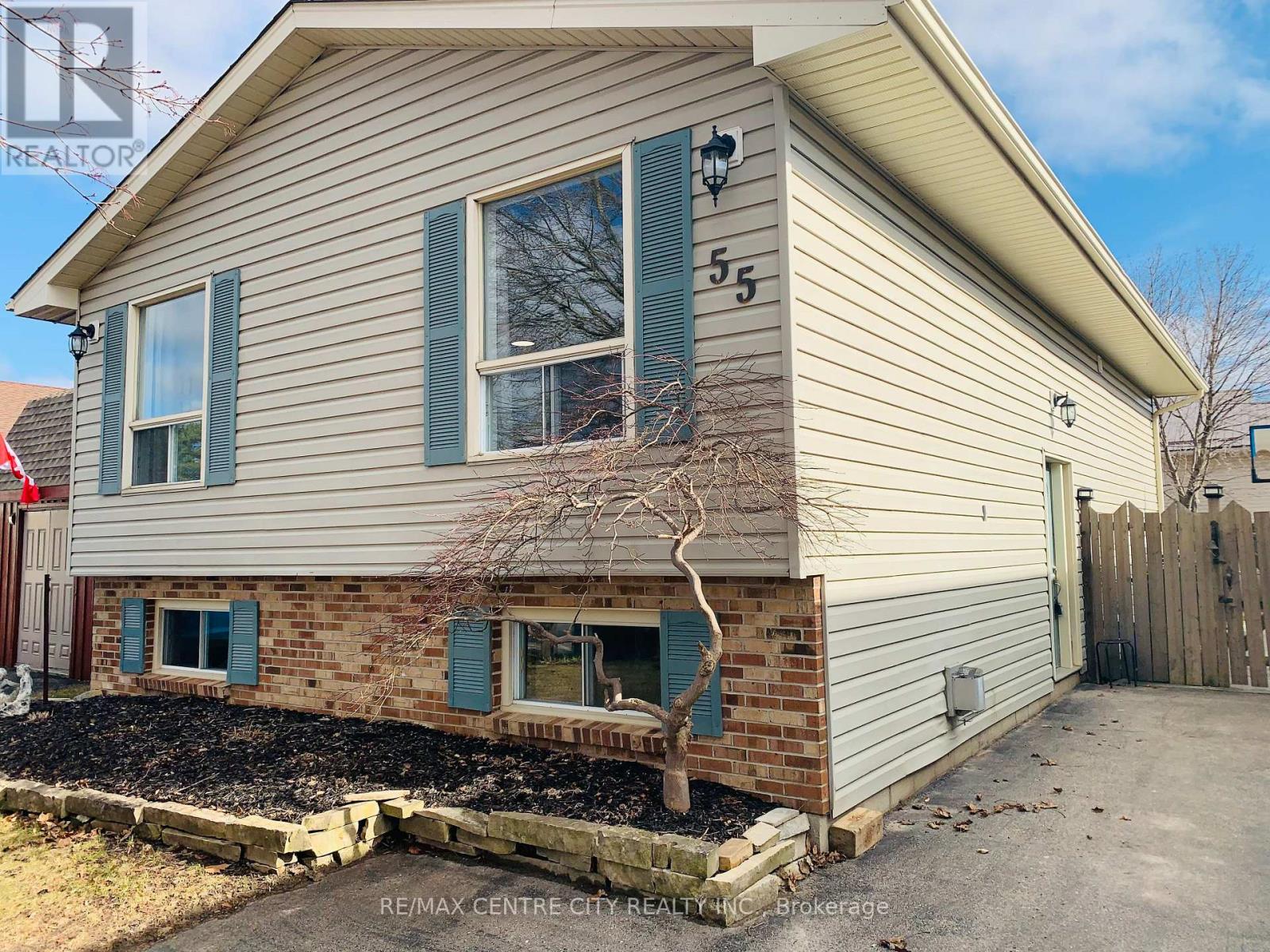 55 Melanie Drive E, Aylmer, Ontario  N5H 3G6 - Photo 2 - X12752278