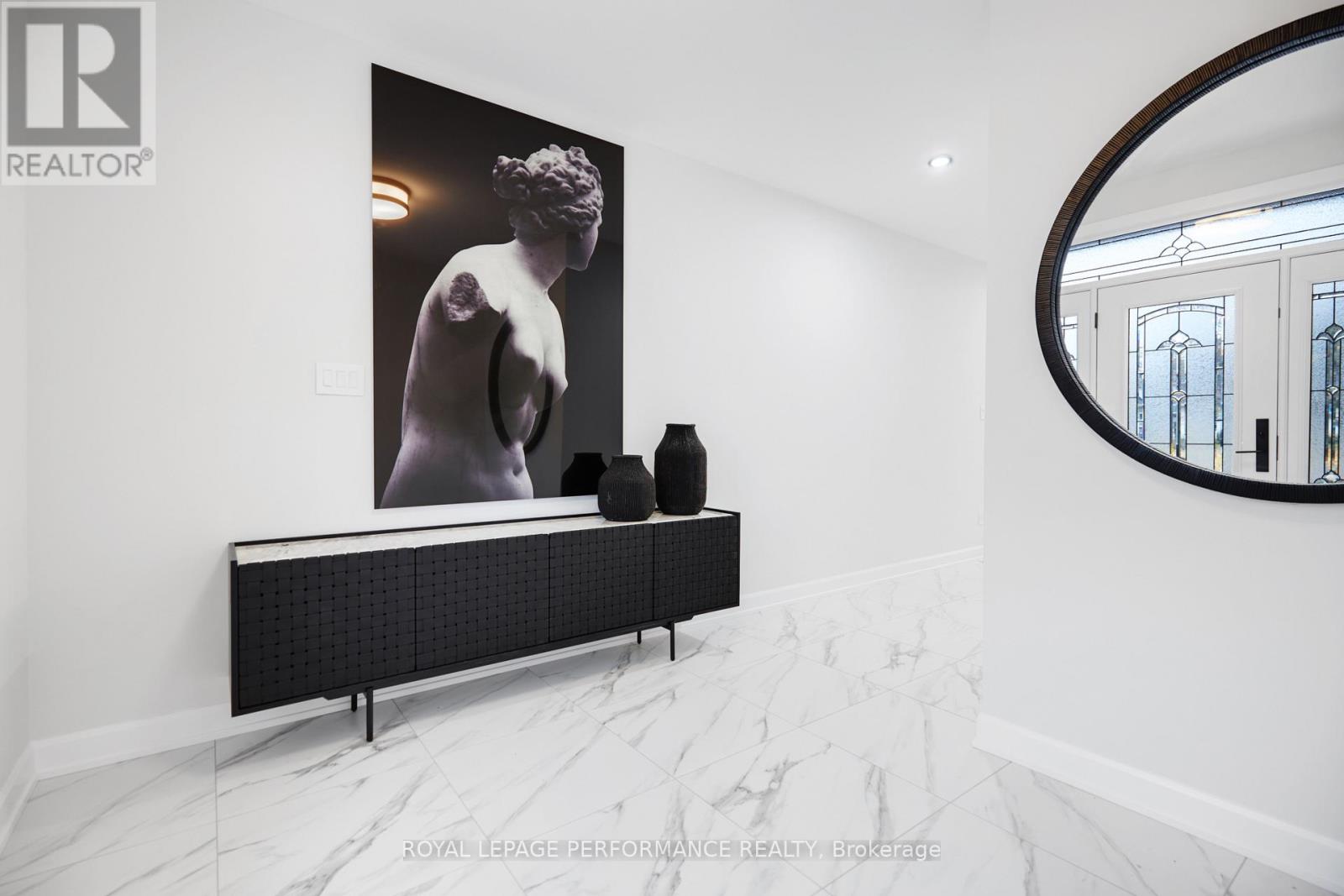 1709 Fisher Ave Avenue, Ottawa, Ontario  K2C 1X9 - Photo 2 - X12752248