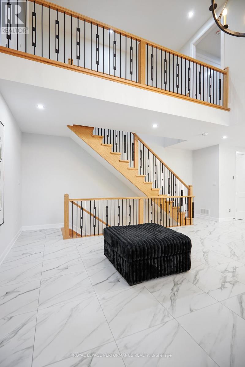 1709 Fisher Ave Avenue, Ottawa, Ontario  K2C 1X9 - Photo 9 - X12752248