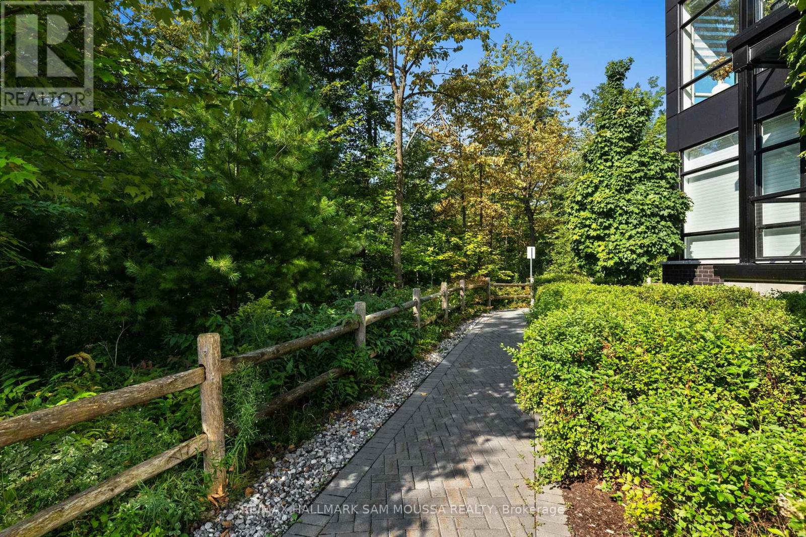 101 - 120 Cortile Private, Ottawa, Ontario  K1V 2S8 - Photo 38 - X12752292