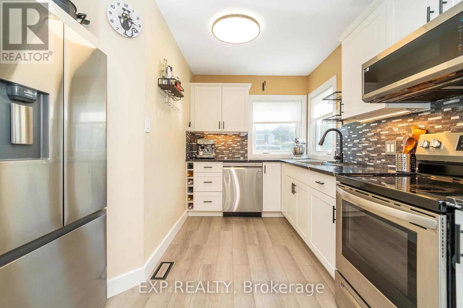 336 Poulin Avenue, Ottawa, Ontario  K2B 5T8 - Photo 15 - X12752382