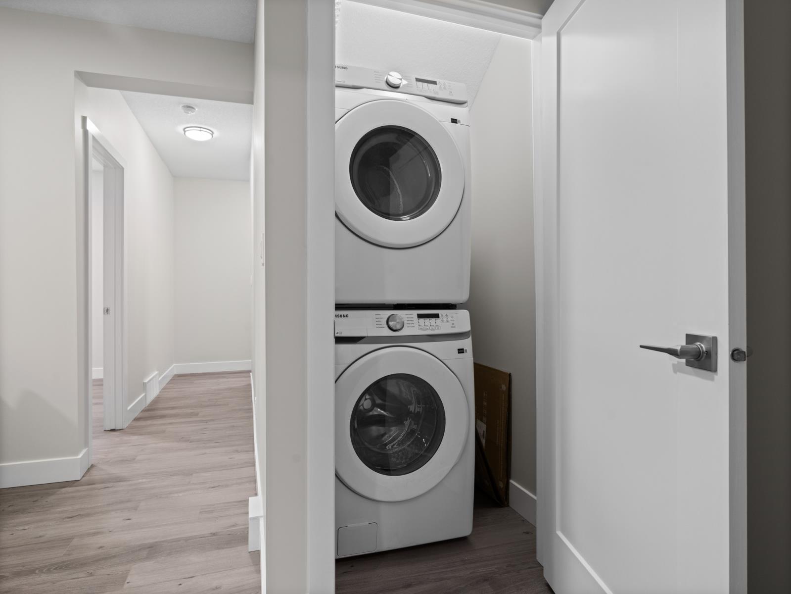 12007  106 Street, Edmonton, Alberta  T5G 2R5 - Photo 19 - 43690214