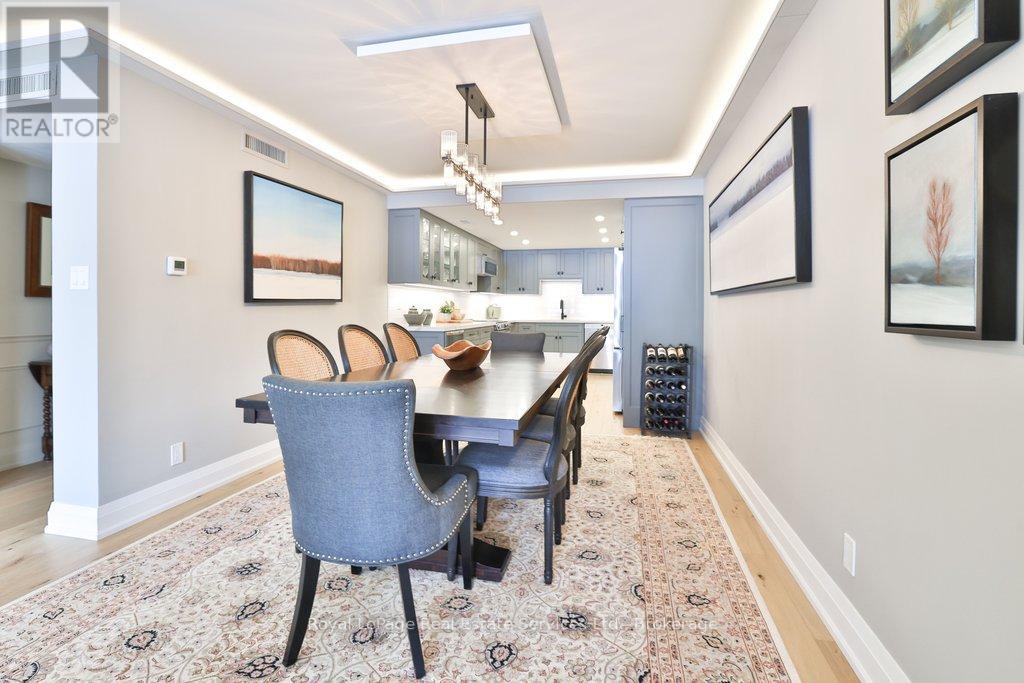 102 - 100 Lakeshore Road E, Oakville, Ontario  L6J 6M9 - Photo 11 - W12752230