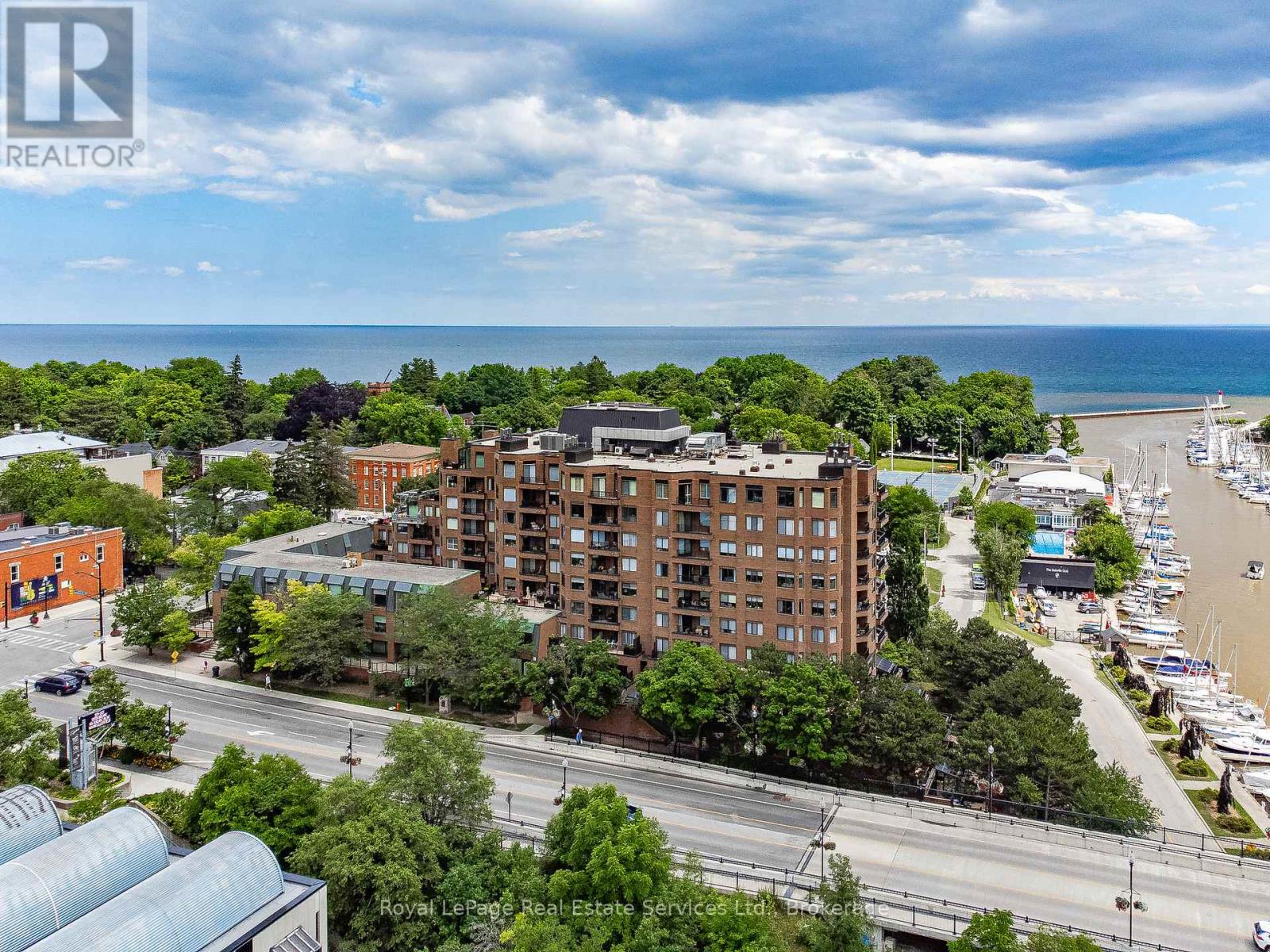 102 - 100 Lakeshore Road E, Oakville, Ontario  L6J 6M9 - Photo 42 - W12752230
