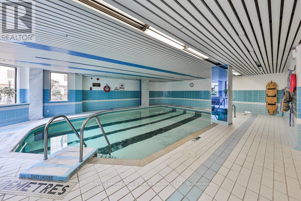 102 - 100 Lakeshore Road E, Oakville, Ontario  L6J 6M9 - Photo 49 - W12752230