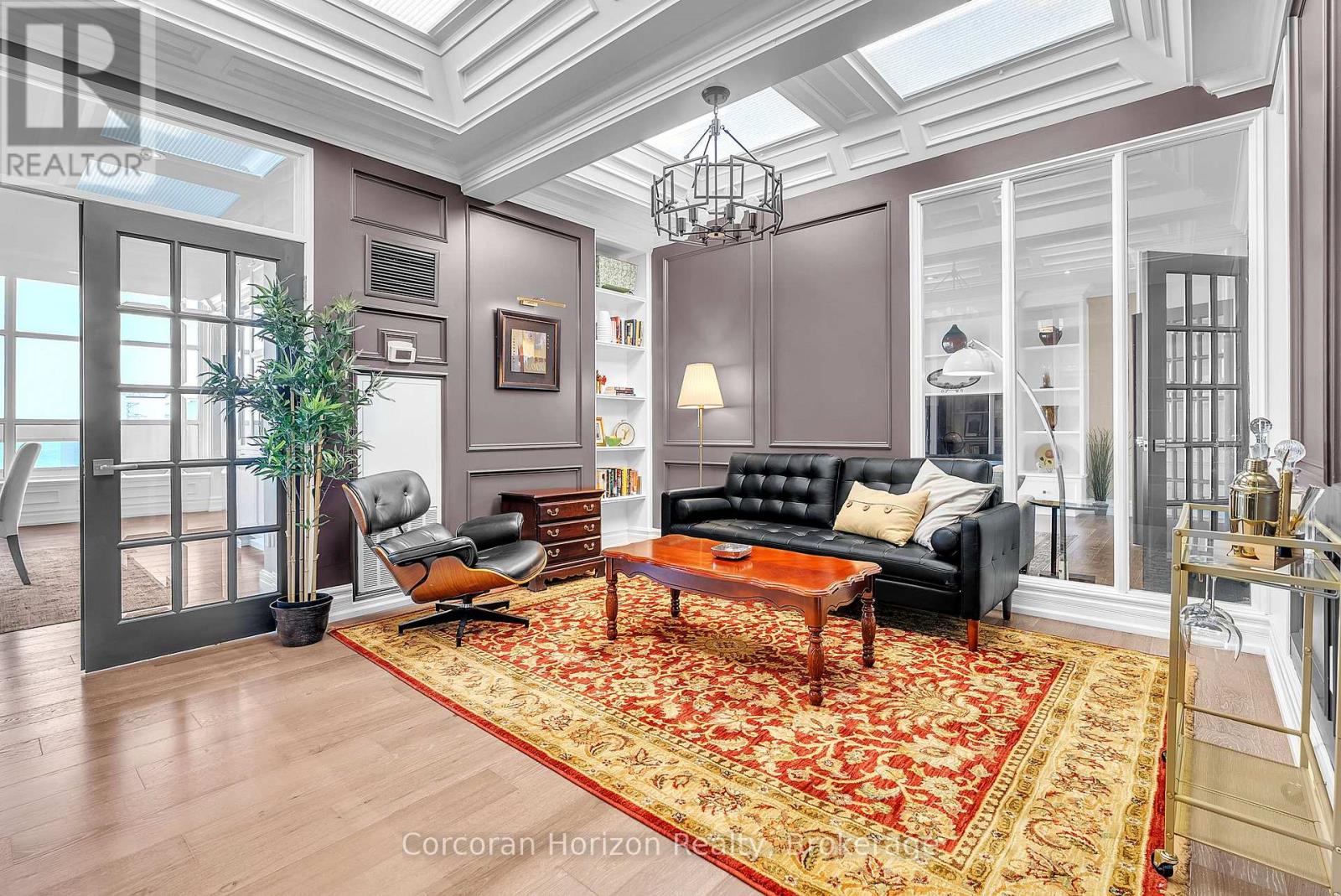 1201 - 1237 North Shore Boulevard E, Burlington, Ontario  L7S 2H8 - Photo 10 - W12752232