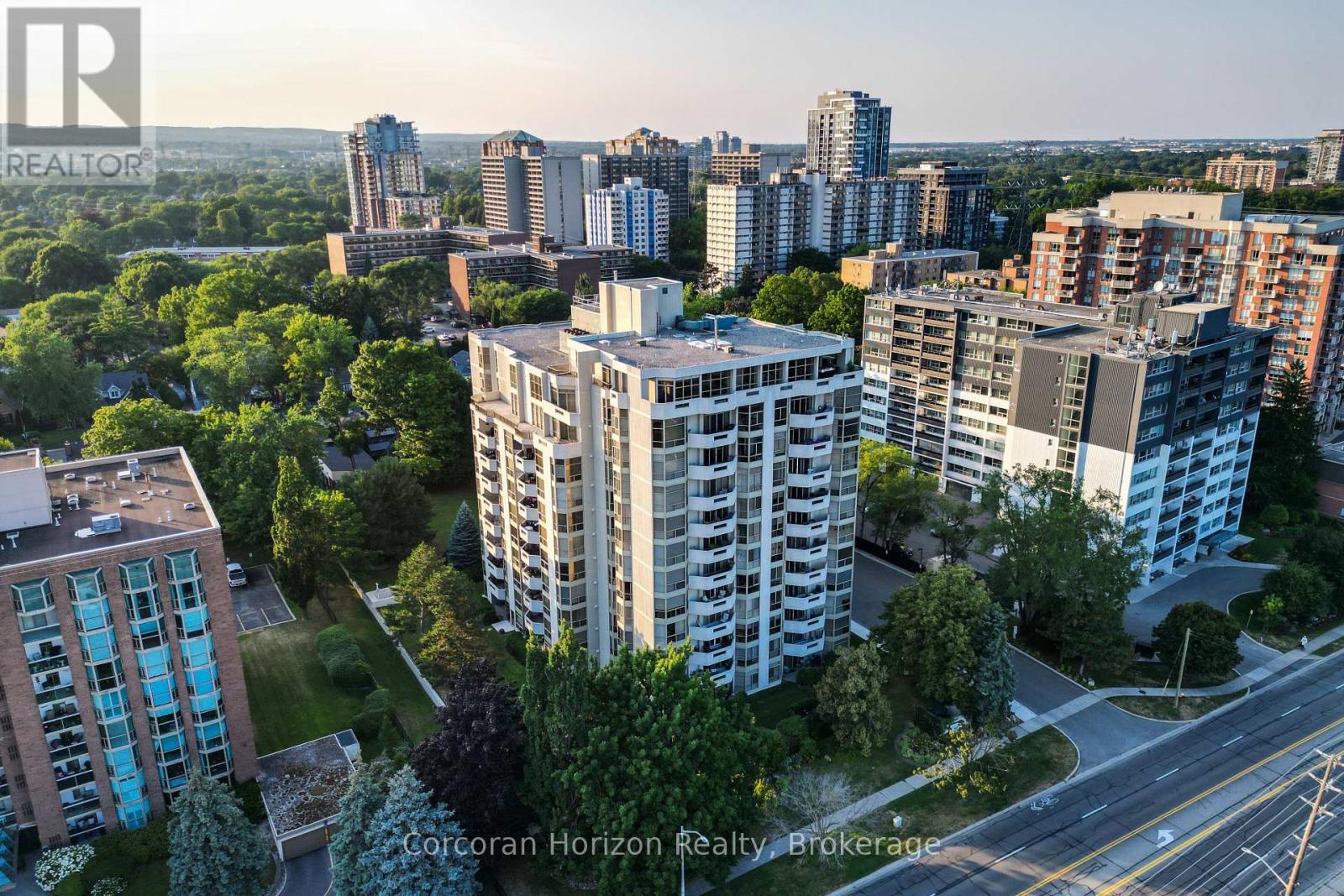 1201 - 1237 North Shore Boulevard E, Burlington, Ontario  L7S 2H8 - Photo 50 - W12752232