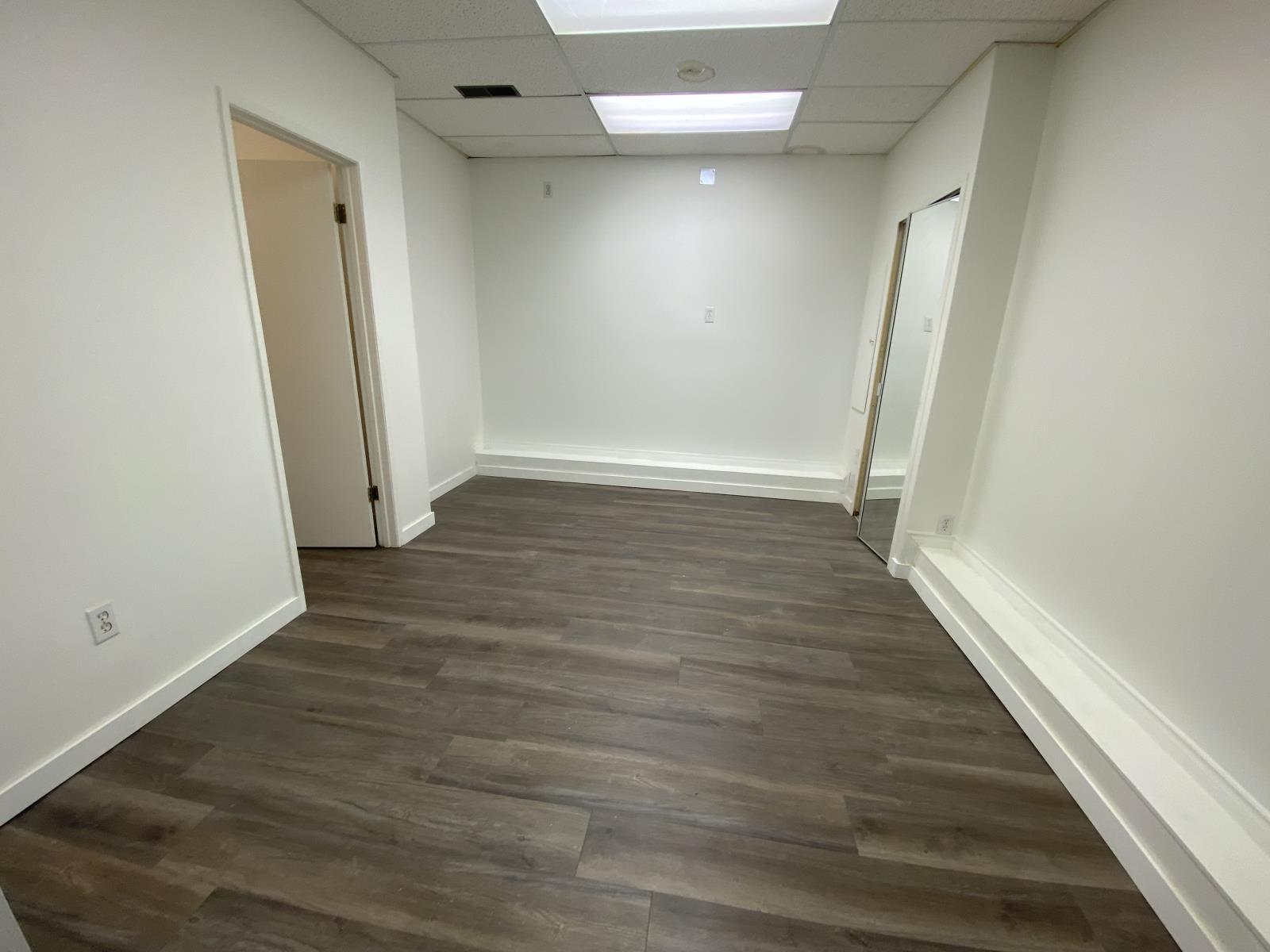 10724  97 Street Nw, Edmonton, Alberta  T5H 2L8 - Photo 19 - 43690035