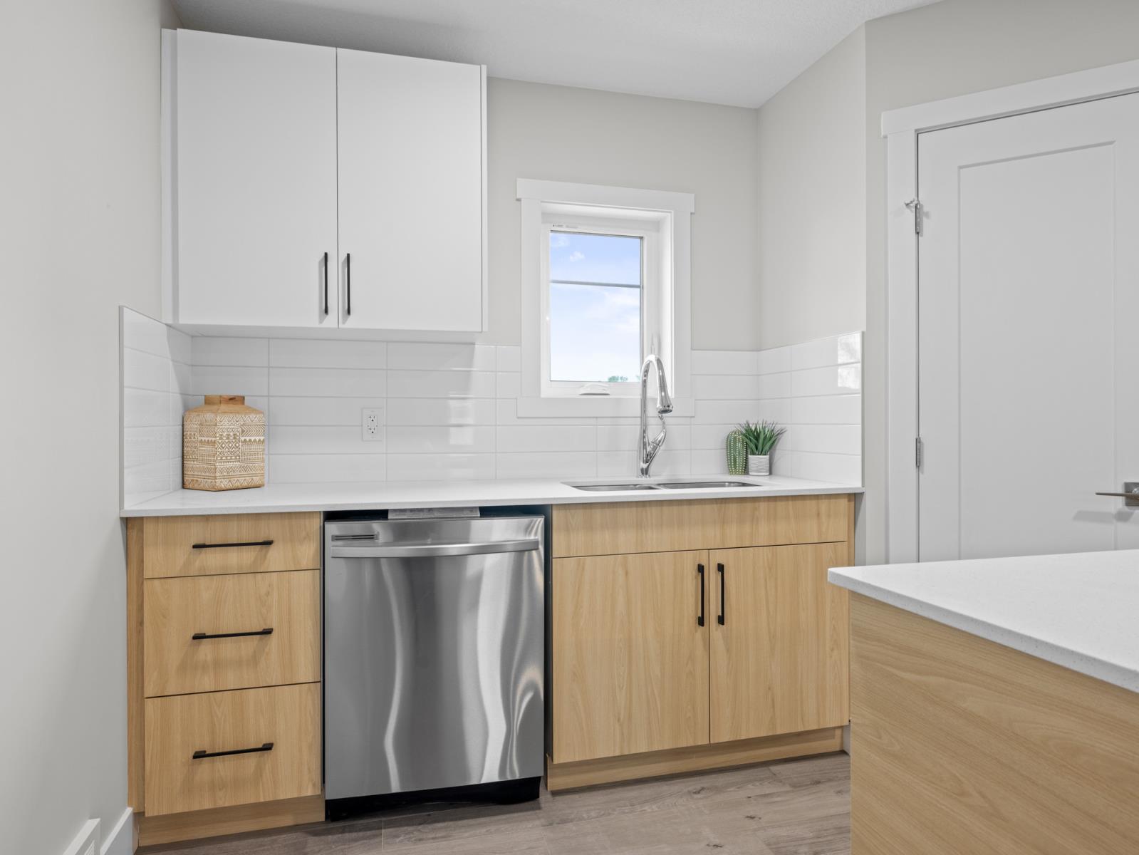 12007  106 Street, Edmonton, Alberta  T5G 2R5 - Photo 26 - 43690214